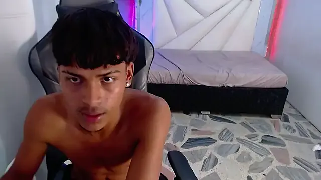 Angel_foxc_ — dance naked