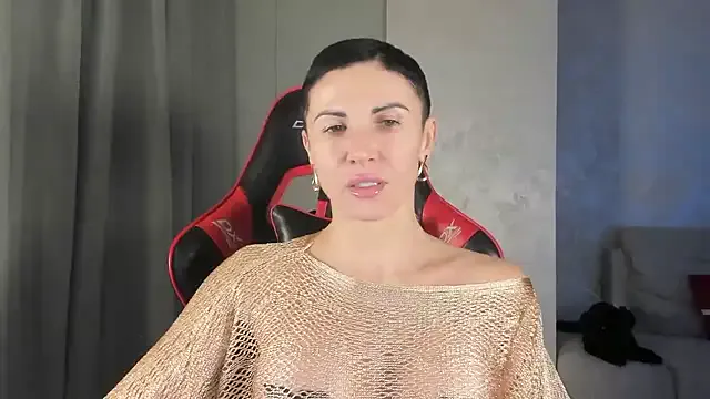 Angel_iam on StripChat