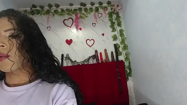 angelamanjarrezcm on StripChat