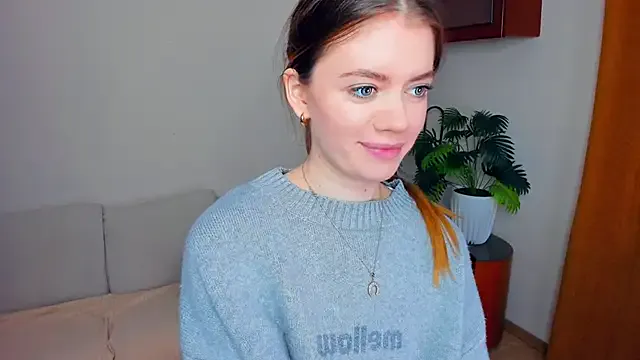 AngelesBenitz — suck finger