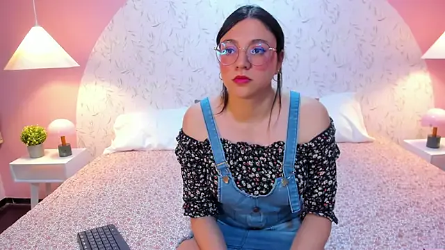 Angelie_Rosebrm — Sexy dance