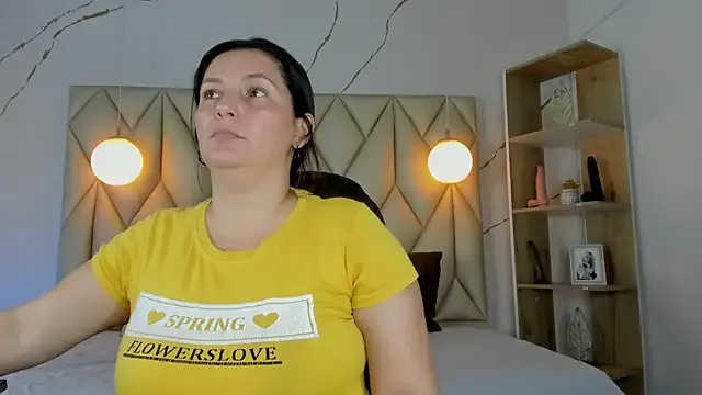 angelswets on StripChat