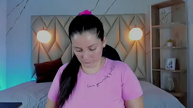 angelswets on StripChat