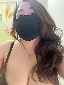 Angie_88 — 2Breasts exposed in the stairwell