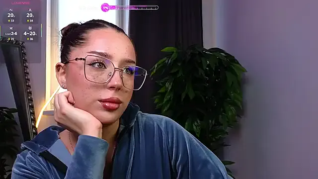 AnikaHarryson — pour water on my tongue