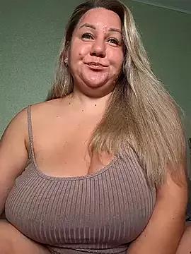 Freechat AnnaCurvy on StripChat