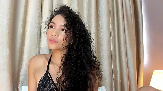 AntonellaHall_ on StripChat