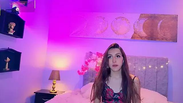 Freechat antonellastar24_ on StripChat