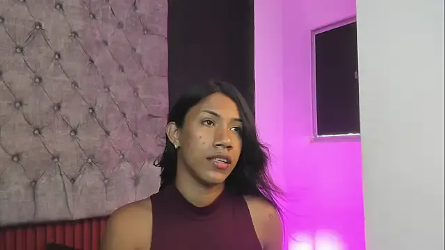 AntoniaSantos on StripChat