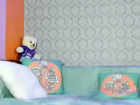 antonyahoot — Total striptease and dildo play