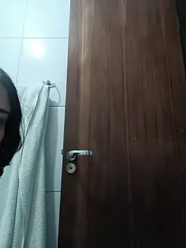 ApenasLys on StripChat