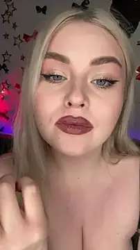 April_Vancee on StripChat