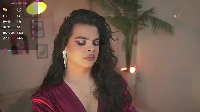 artechloe on StripChat