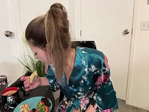 AshenRoe — Save my weekend - cum show at every 3k
