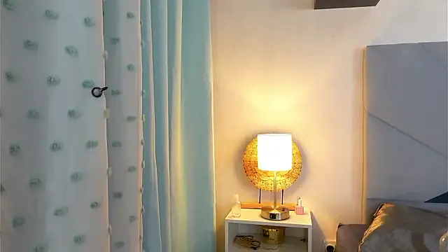 AshiaEkta1 — Upskirt