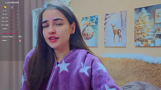 AstoriyaNight — ass tease in short shorts