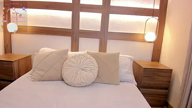 Aurea_Silk — Freechat on StripChat