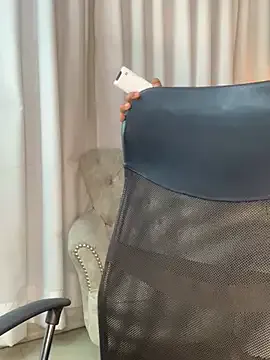 Auri__ — patted in the pussy