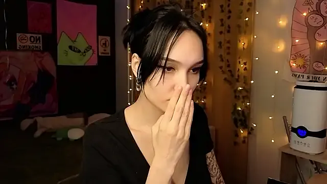 Aurisinst on StripChat