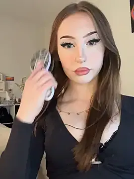 aurora_rayx — OIL BODY + 1 NAUGHTY PIC