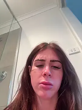aus_queen on StripChat
