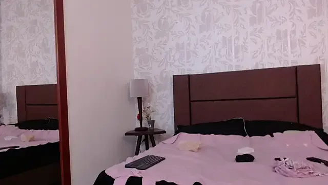 Ava_Raye — oil in the tits