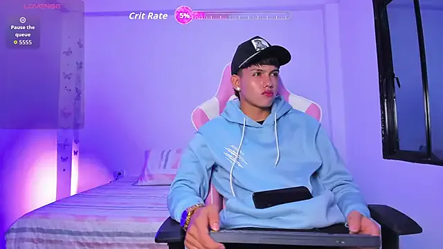 Axel_Cody_ — SHOW CUM!!!