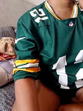 Babez_show on StripChat