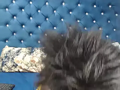 BadAssJuXx — suck titties