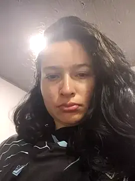 BellaRusso — Flash boobs