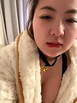 bibi347127 on StripChat