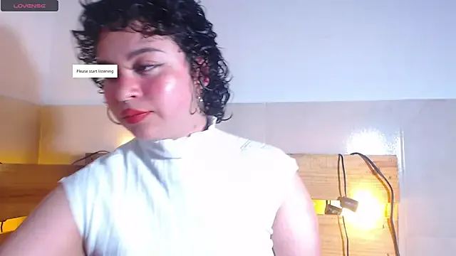 Bitsy_Messy on StripChat