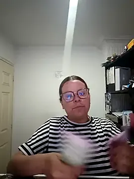 Blanquita_vip — Take off your shirt