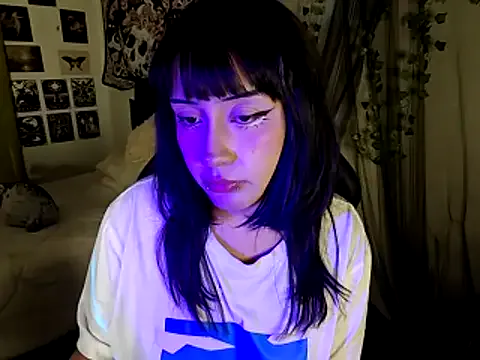 blue_katt on StripChat