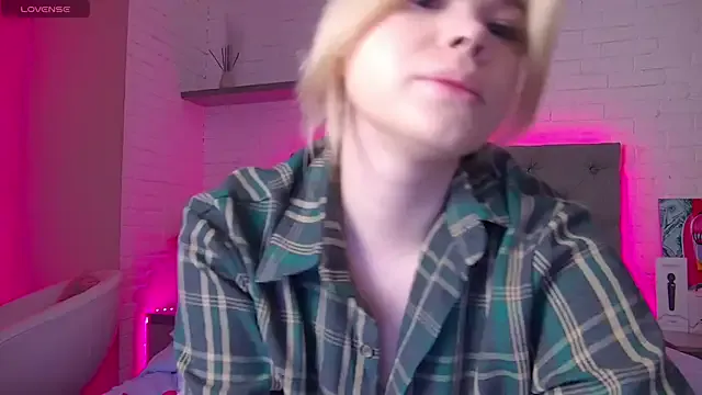 Born_to_Blow on StripChat