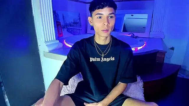 boyswantingplay on StripChat