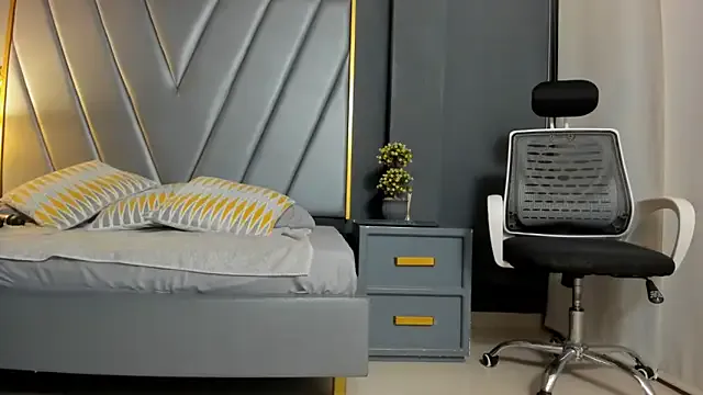 BrendaAdams_ — control domi x 2 min