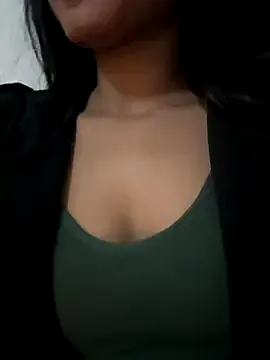 Brown_hotgirl on StripChat