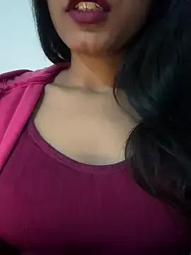 Brown_hotgirl on StripChat