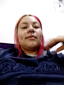 Bruja__Scarlata on StripChat