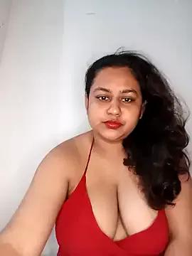 Freechat bumblebeegirl on StripChat