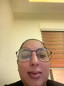 BustyAllyy on StripChat