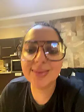 BustyAllyy on StripChat