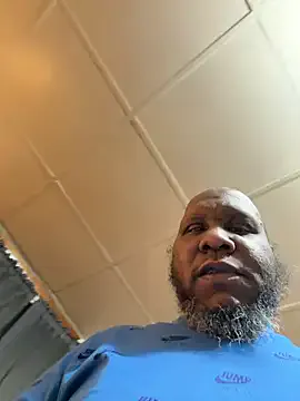 Cameltoekilla — Early morning wood  & nut 