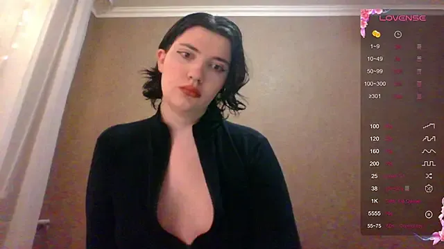 camgirl_xxx on StripChat