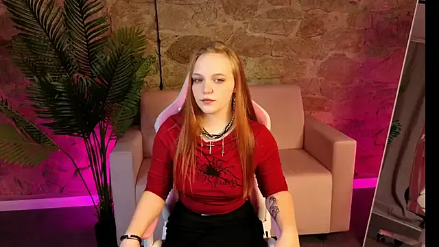 Candy_Lir — Squiz that sweet boobs