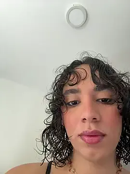 Capricho_01 — undress slowly