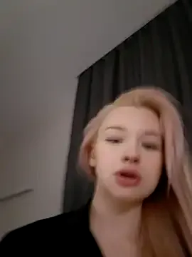 caressyourself on StripChat