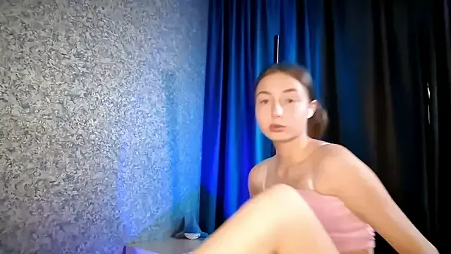 CarinaDespino — remove top <3