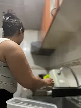 Carola-Ross on StripChat